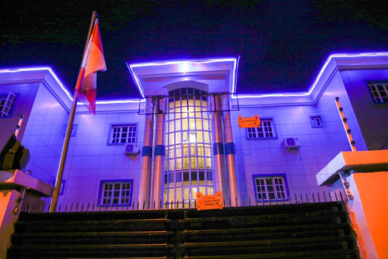 Western Dreams Hotel Abuja Kültér fotó
