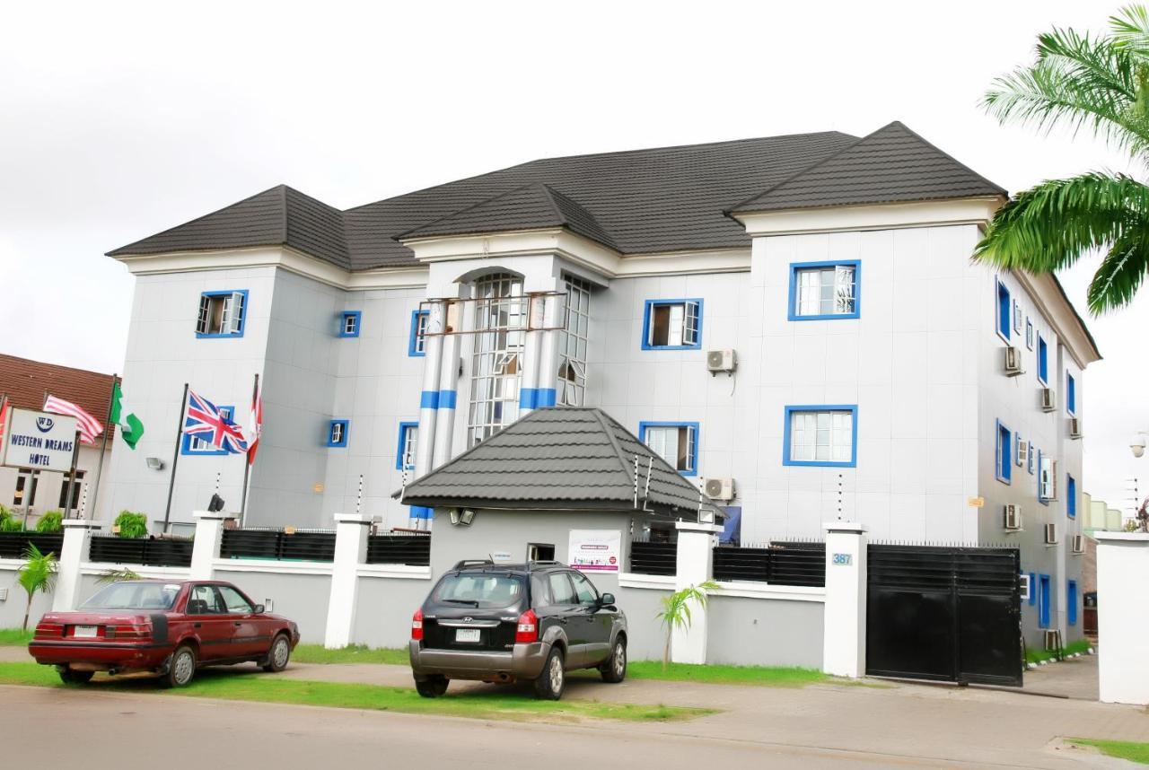 Western Dreams Hotel Abuja Kültér fotó