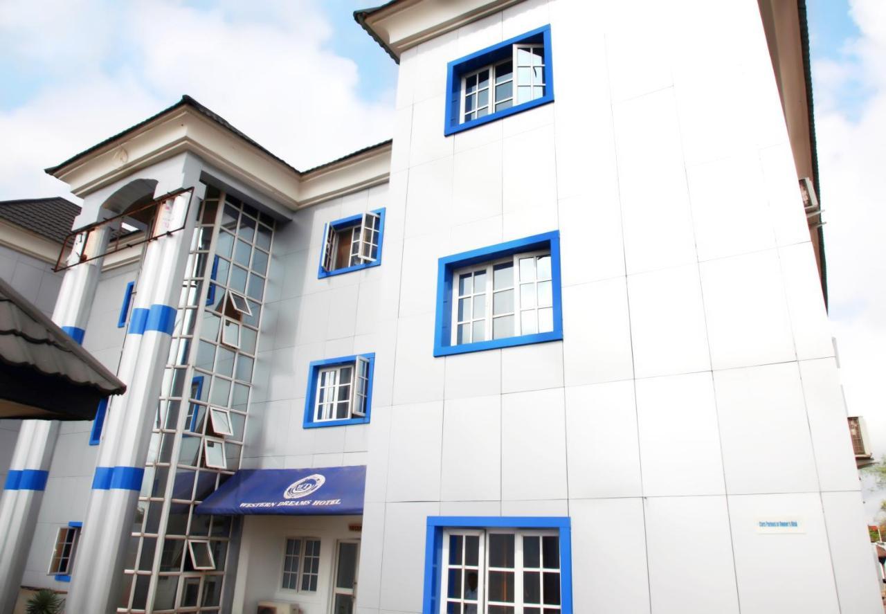 Western Dreams Hotel Abuja Kültér fotó